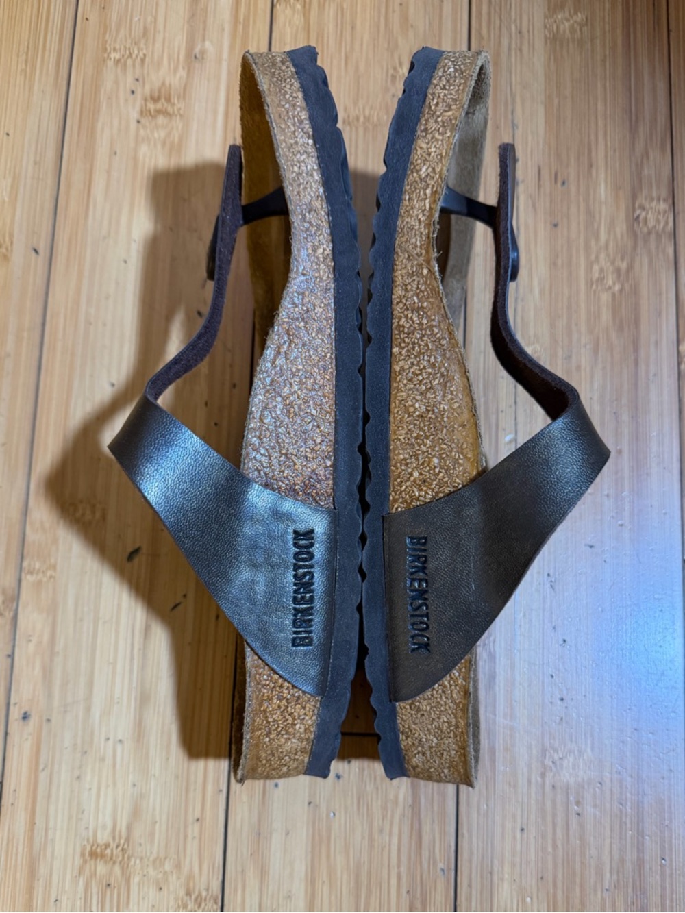 Birkenstock Gizeh Sandal Bronze Size 39 / 8-8.5 - Picture 9 of 16